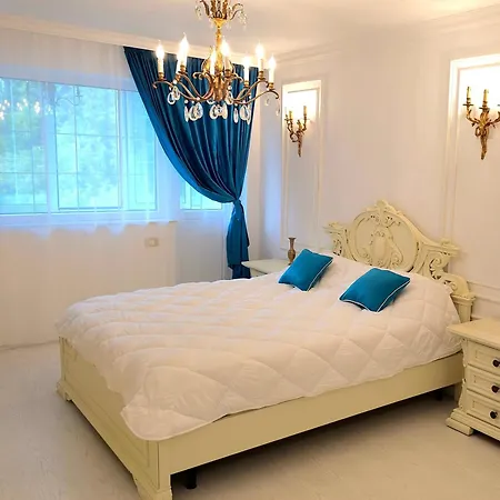 Phoenix Nest Elegant 2-bedroom Self Check-in Near Port & Old Town Lejlighed *