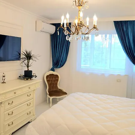 Phoenix Nest Elegant 2-bedroom Self Check-in Near Port & Old Town Lejlighed *