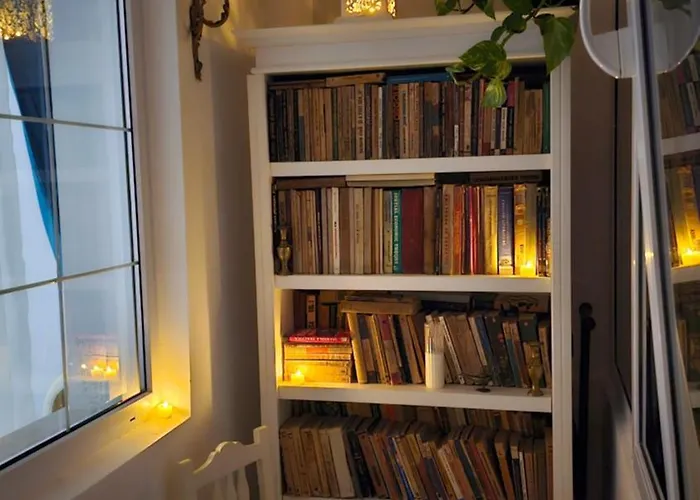 Phoenix Nest Apartament *